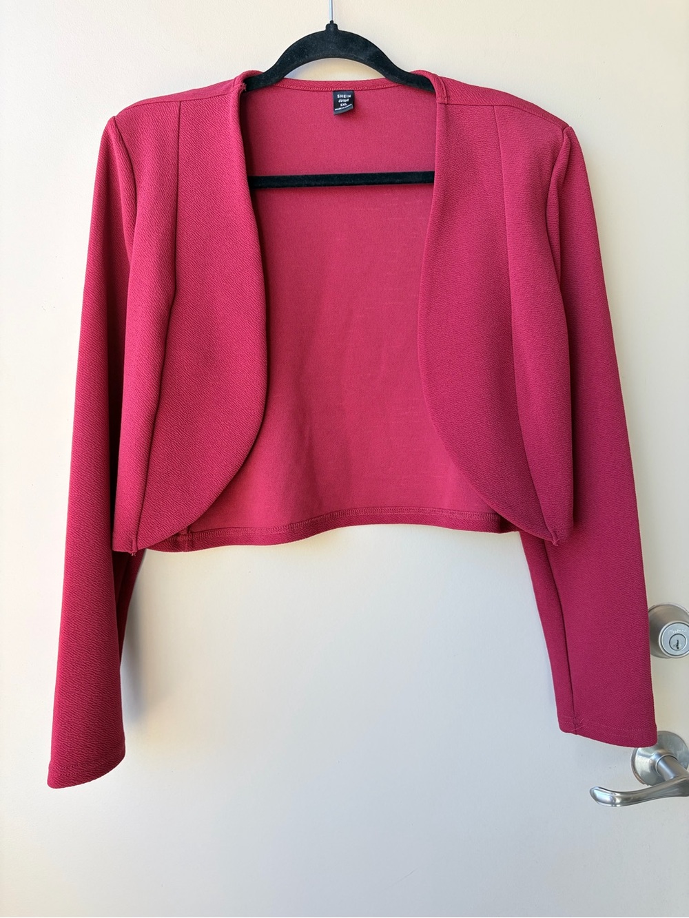 Women’s Cropped Open-Front Jacket in Dark Red